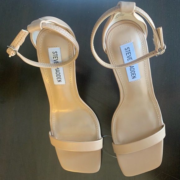 Steve Madden Stiletto Sandal Nude - Picture 2 of 8